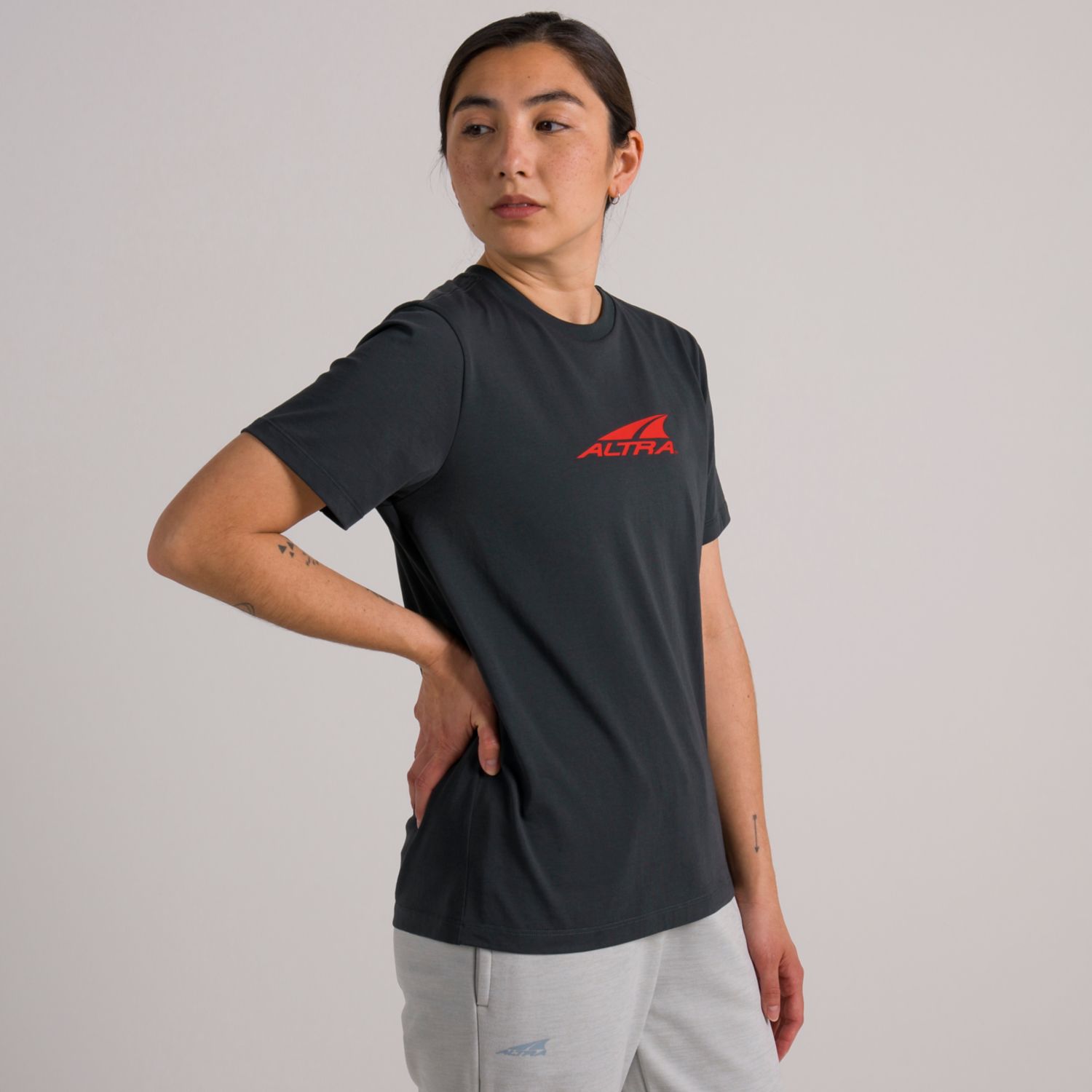 Altra Everyday Recycled Tシャツ レディース 黒 | Japan-90217549